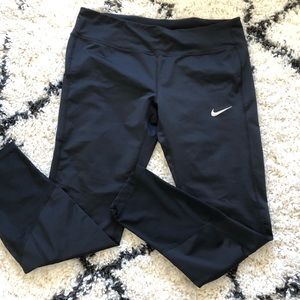 Nike pockets drawstring leggings
